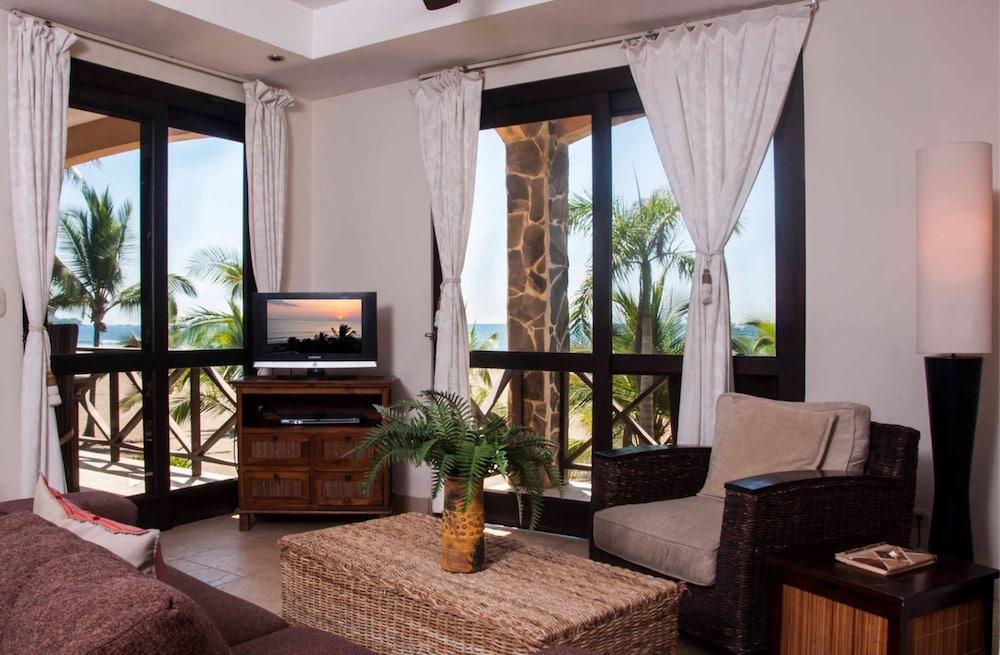 Bahia Encantada Beach Front Proyect, Jaco Paradise מראה חיצוני תמונה